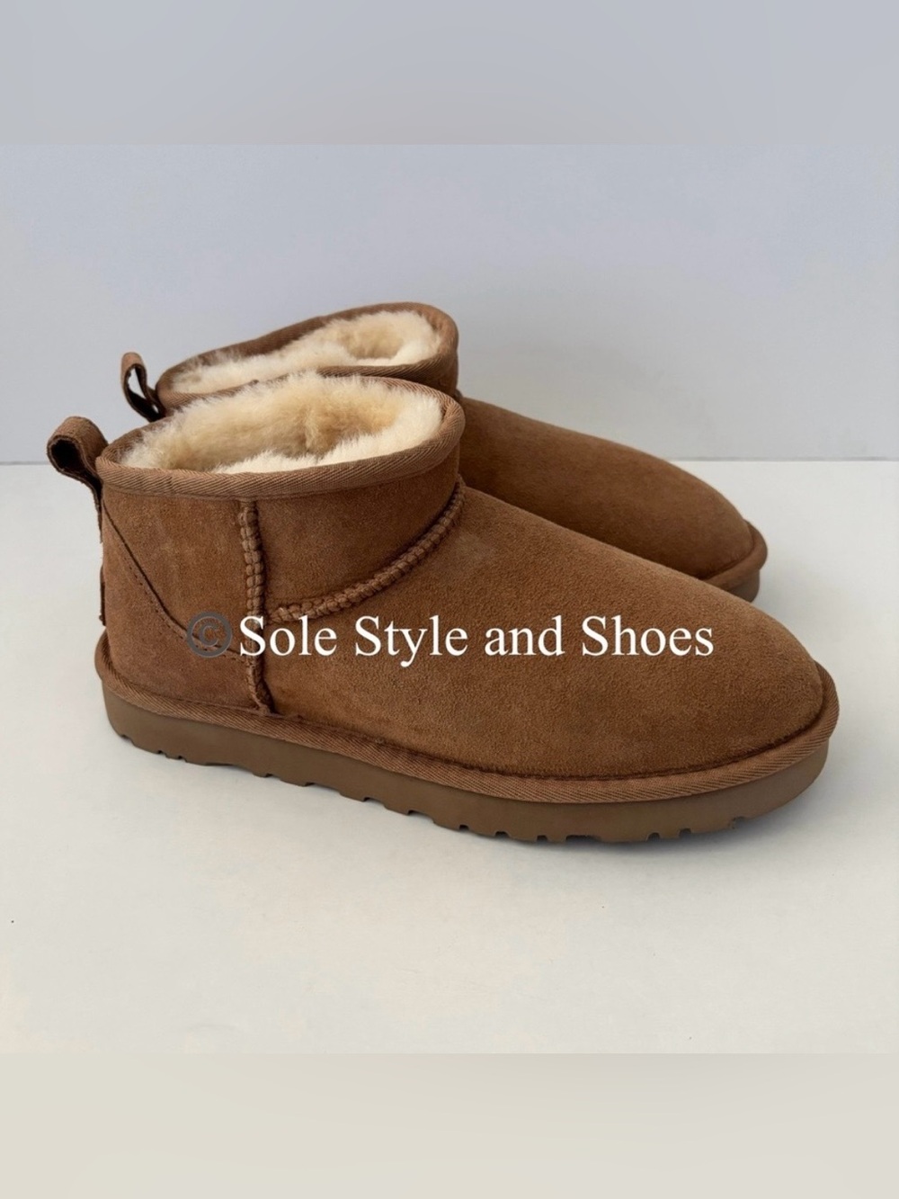 UGG Classic Ultra Mini Boots Chestnut 8 New without Box - Picture 2 of 11